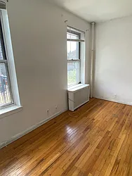 Rented by Green Line Realty