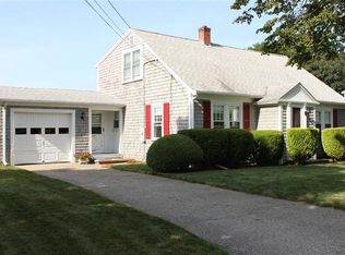 40 Field St, Falmouth, MA 02540