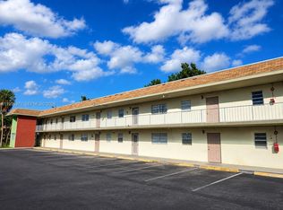 Applegreen Condo, Margate, FL 33068