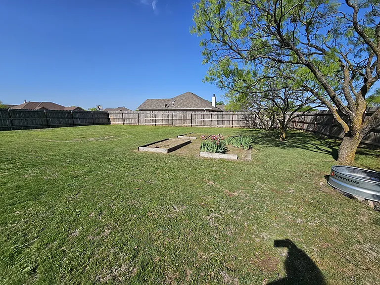 13 NW Havenshire Cir — Photo 25