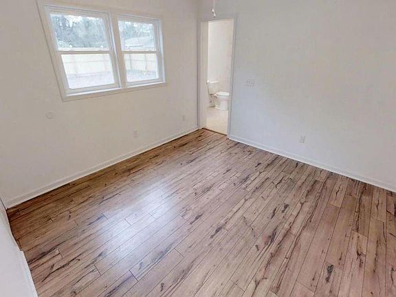 3rd image of 6915 S Kenwood Dr