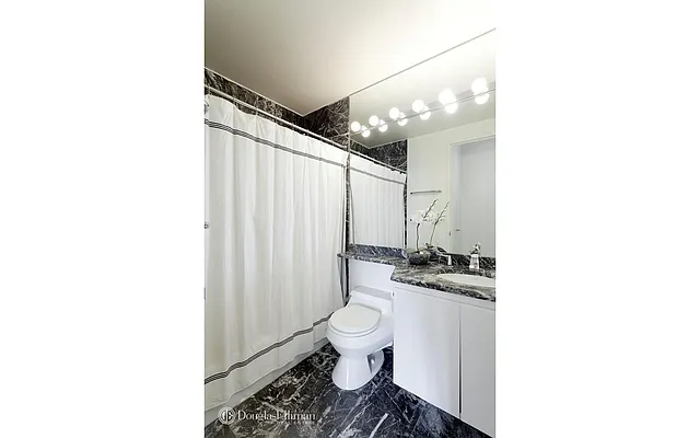 Rented by Douglas Elliman | media 33