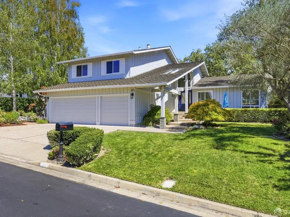 819 Columbine Ct, Danville, CA 94526