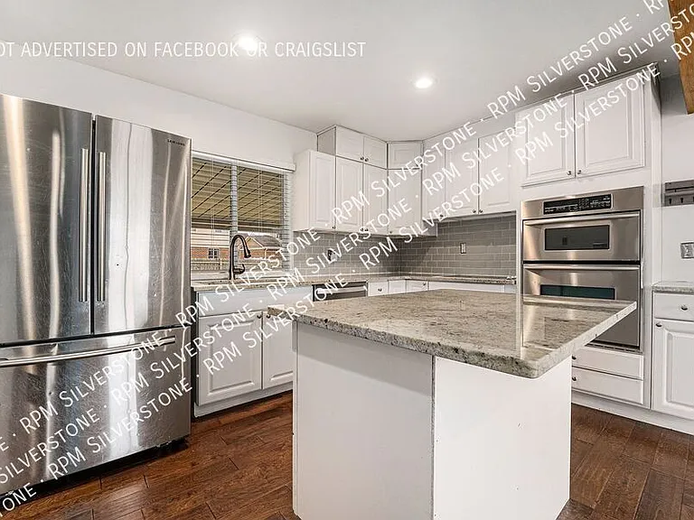2226 Orpington Dr — Photo 6