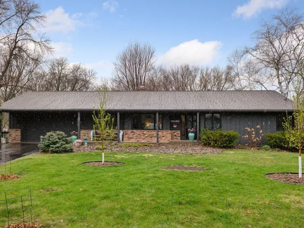 2905 Everest Ln N, Plymouth, MN 55447