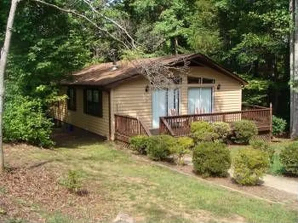 516 Redground Dr, Ruther Glen, VA 22546