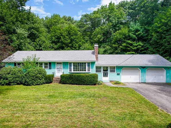 115 Westford St, Chelmsford, MA 01824