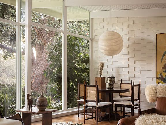 5th image of 2179 Mandeville Canyon Rd