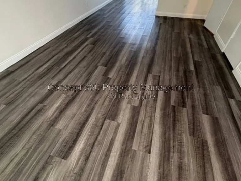 327 Molino Ave #4 — Photo 6