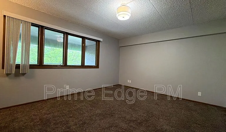 2343 B St #8 — Photo 17
