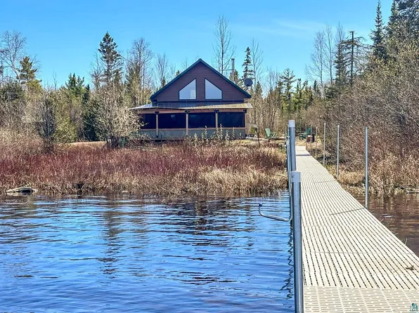 1088 S Shore Dr, Grand Marais, MN 55604