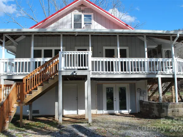 466 Mundy Field Rd, Canton, NC 28716