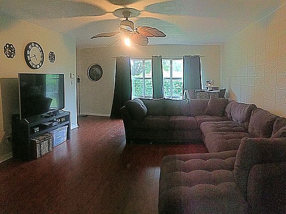 Great Room - Living Room/Dining Room Combo