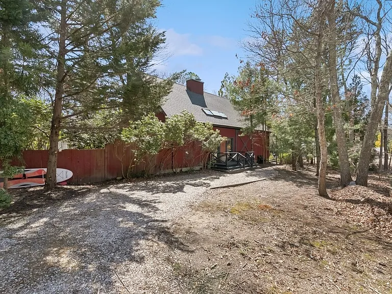 4 Marion Ln — Photo 32