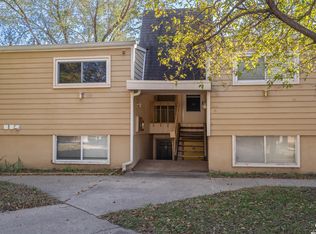255 N Michigan St APT 11-60, Lawrence, KS 66044