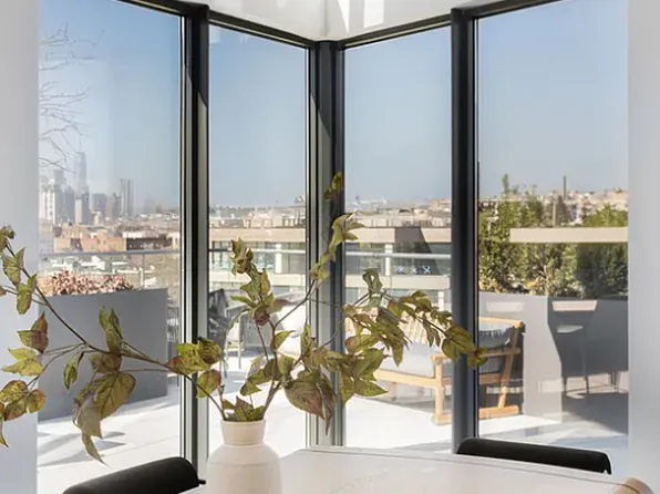 445 Grand Avenue image 9 of 38