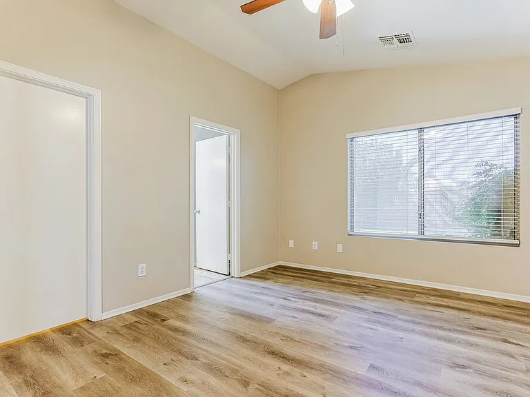 510 N Danyell Dr — Photo 11