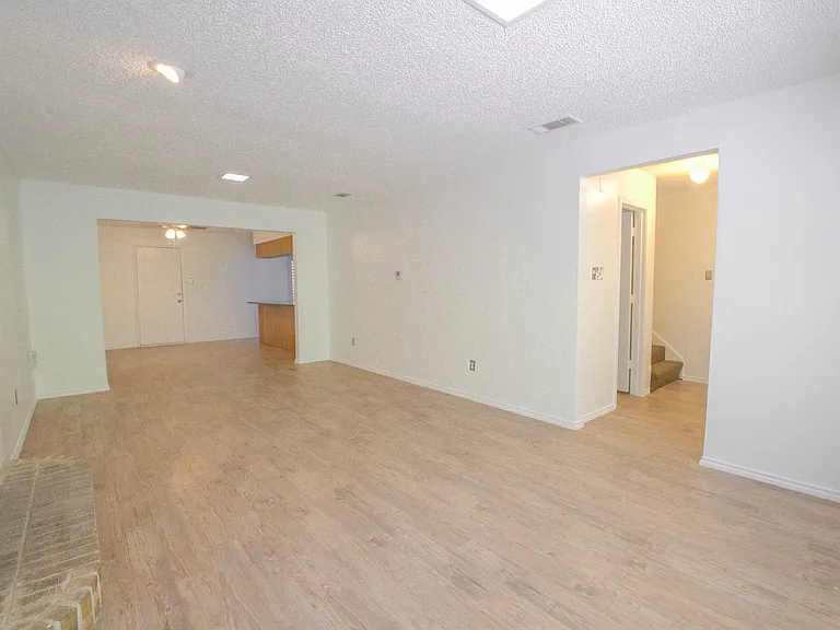 3634 Dexter Ave — Photo 16