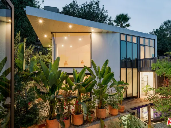 1851 Lobdell Pl, Los Angeles, CA 90026