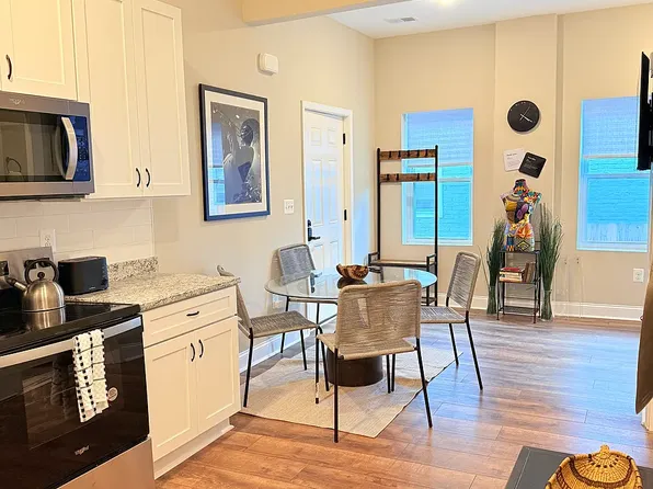 3429 Chestnut Ave, Baltimore, MD 21211