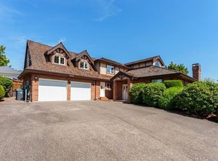 18935 57th Ave, Surrey, BC V3S 7M4