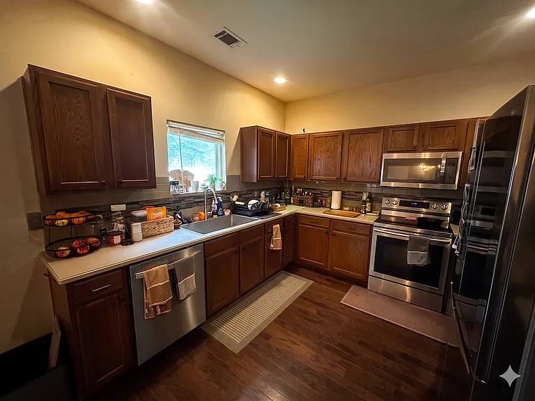 17 Cedar Creek Cir — Photo 5