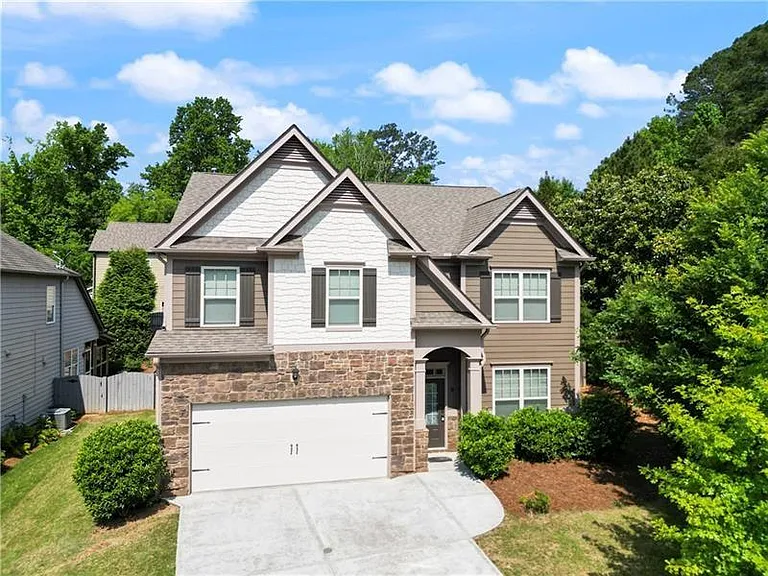 2080 Red Barn Ct — Photo 3