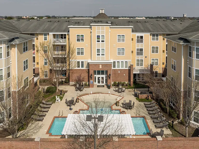 Aspire at Towne Place — Photo 2