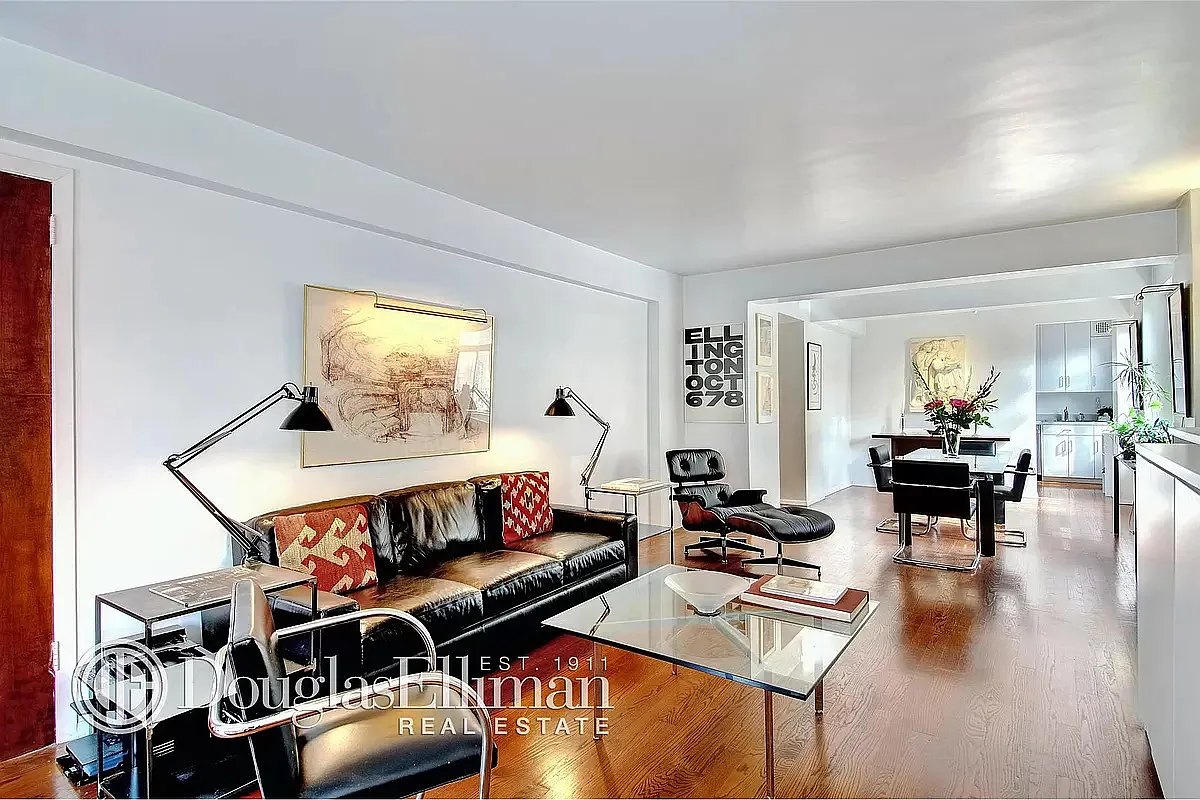 715 Park Avenue — Photo 4