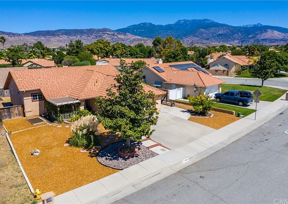 1st image of 1483 E Beringer Dr