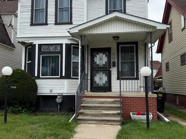7743 E Canfield St, Detroit, MI 48214