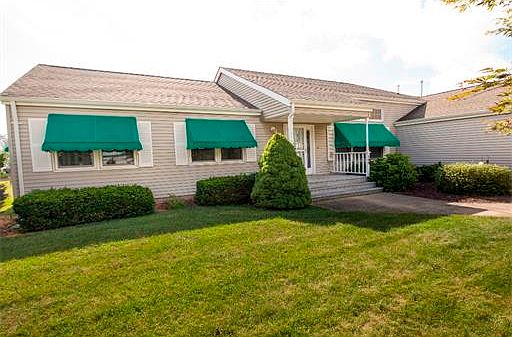2nd image of 109 Greenwood Ln