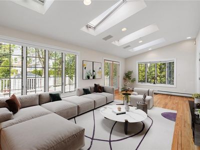 14 Doyer Avenue, White Plains, NY, 10605