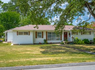 905 McHann Dr, Chattanooga, TN 37412