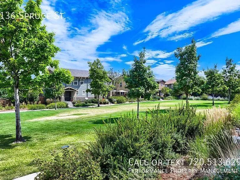 2136 Spruce St — Photo 22