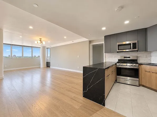 133-38 Sanford Ave #5C, Flushing, NY 11355