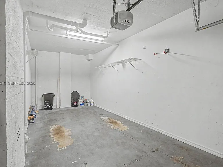 1003 Belmont Ln #1003 — Photo 26