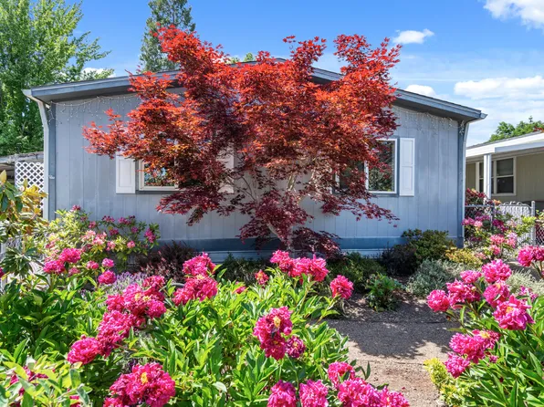 3600 Avenue G Spc 5, White City, OR 97503