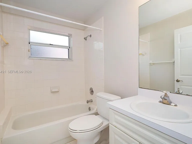 12357 SW 144th Ter — Photo 23