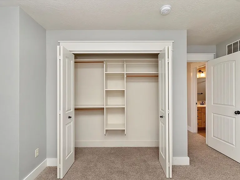 12722 N 9th Ave — Photo 24