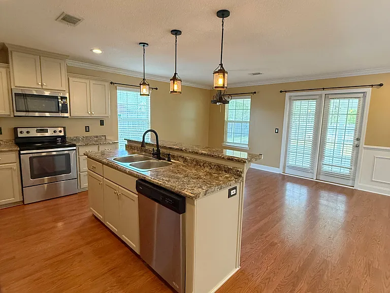 Kitchen 2