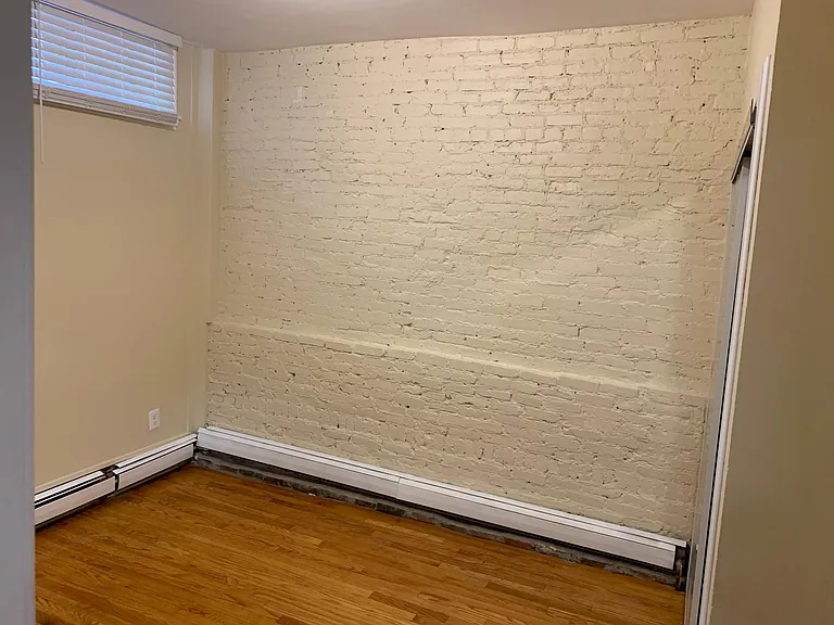 26 Linden Pl #B1 — Photo 8