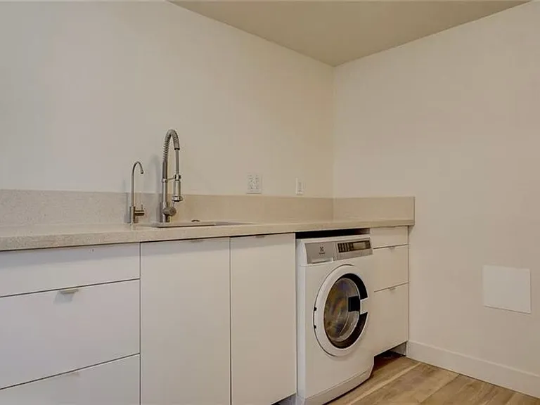 3841 Daisy St #19 — Photo 19