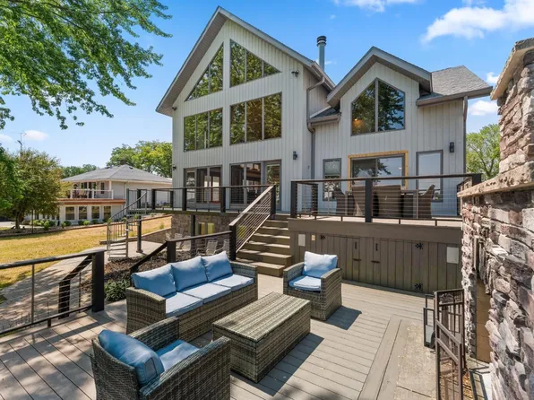 (undisclosed Address), Knox, IN 46534