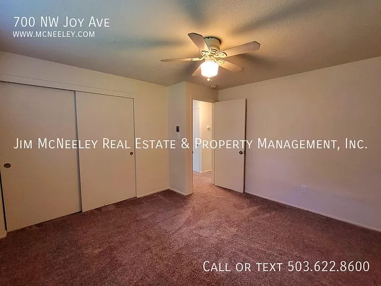 700 NW Joy Ave — Photo 12