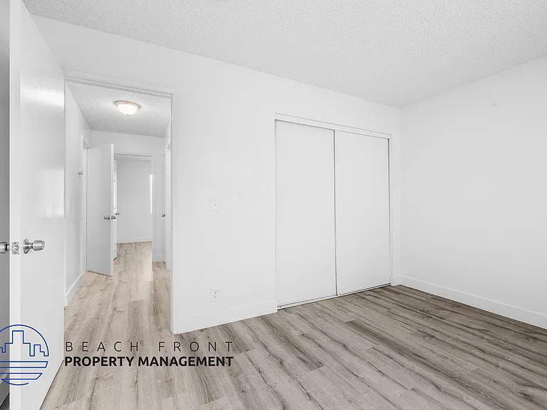 2315 Earl Avenue — Photo 7