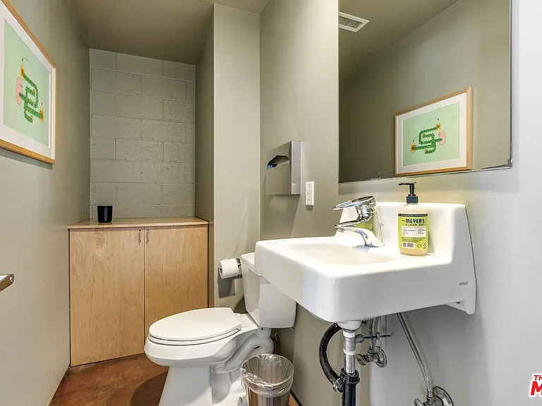 2114 Narcissus Ct — Photo 19