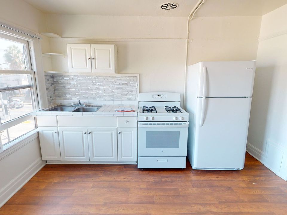 2nd image of 2033 E 4th St APT 101C