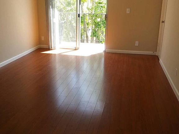 4th image of 10243 Samoa Ave APT 205
