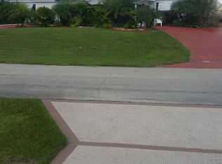 242 Hickory Ridge Dr, Sebring, FL 33876